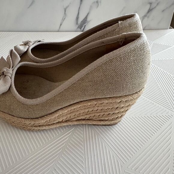 Tory Buch Espadrilles Wedged Slip On Metallic Canvas Neutral Tan Size 6.5 - Picture 3 of 10